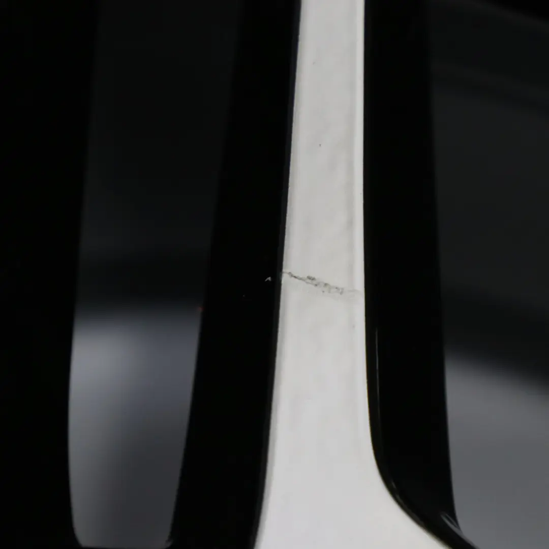 Set Complet 4x Jante Alliage 17" 5 Double Spoke pour Mercedes W204 AMG à propos du numéro de pièce A2044012300 Mercedes W204 AMG Set Complet 4x Jante Alliage 17" 5 Double Spoke - SKU A2044012300-A2044012400 - Numéro de pièce A2044012300