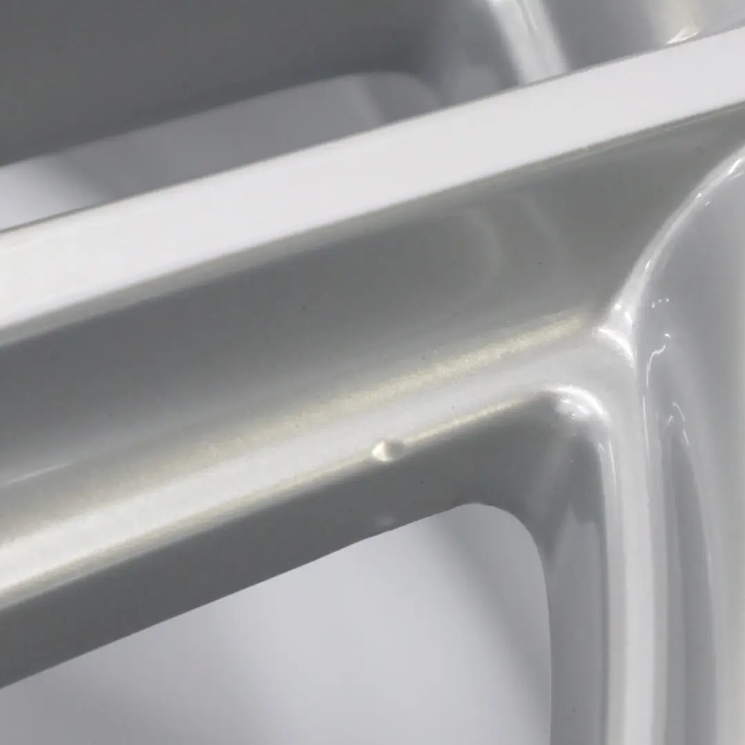 Argento AMG Set completo 4x Cerchi in lega 18" 5 Doppie razze per Mercedes W204 con numero di parte A2044014102 Mercedes W204 Argento AMG Set completo 4x Cerchi in lega 18" 5 Doppie razze - SKU A2044014102-A2044014202 - Numero di parte A2044014102