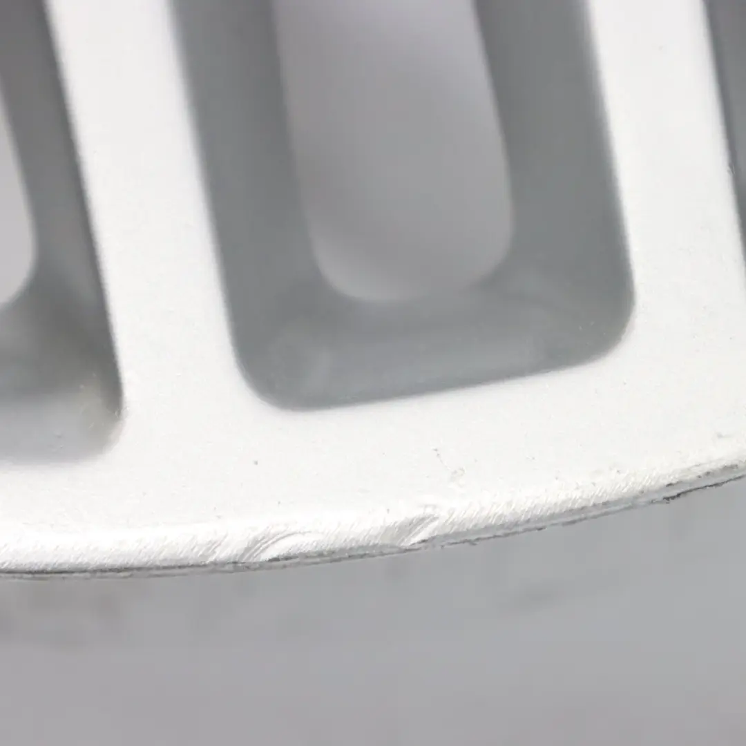 Llanta aleación trasera Mercedes W204 17" 8.5J ET:58 5 Radios dobles para con número de pieza A2044019702 Llanta aleación trasera Mercedes W204 17" 8.5J ET:58 5 Radios dobles - SKU A2044019702-2 - Número de pieza A2044019702