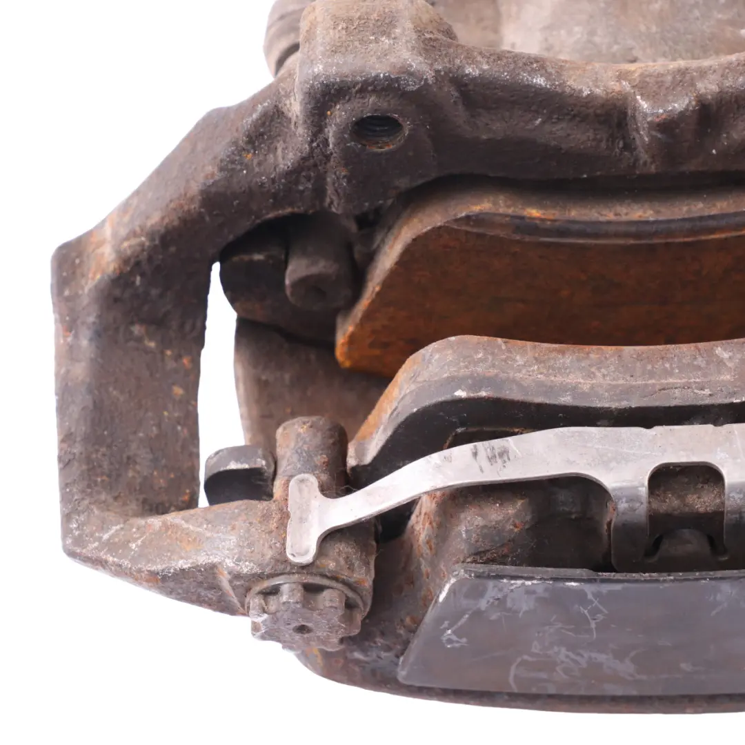 Pinza de freno delantera derecha TRW para Mercedes W204 W212 con número de pieza A2044213681 Mercedes W204 W212 Pinza de freno delantera derecha TRW - SKU A2044213681-2 - Número de pieza A2044213681