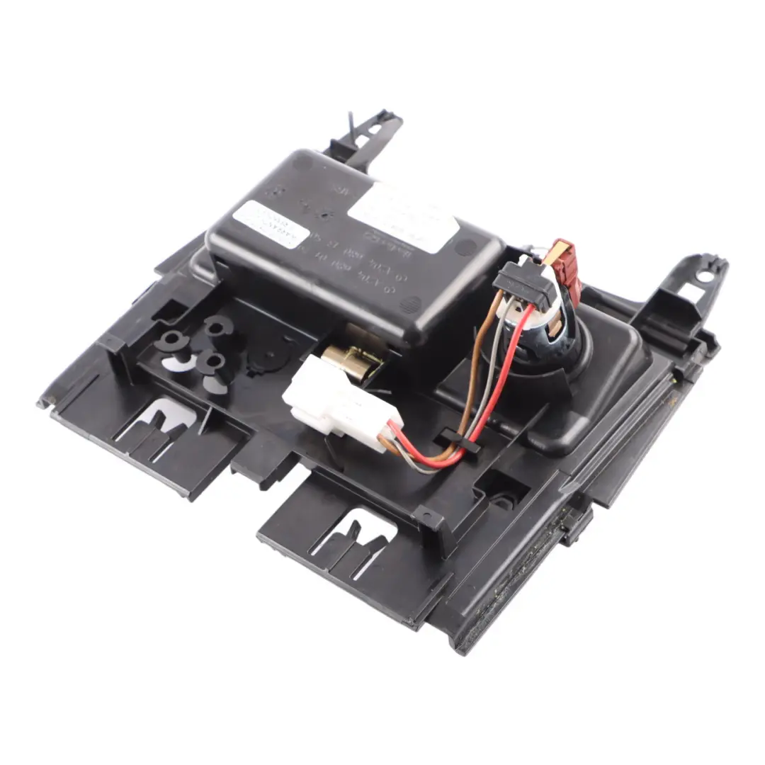 Mercedes W204 W212 Console centrale anteriore Portacenere Nero - SKU A2046801350-4 - Numero di parte A2046801350