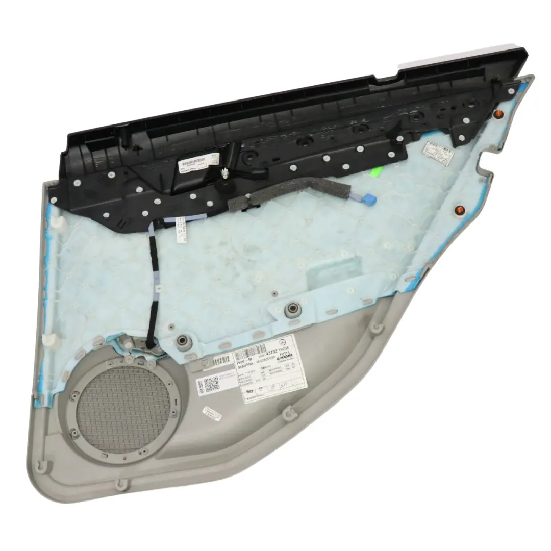 Pannello Porta Trim Posteriore Sinistro Beige per Mercedes W204 con numero di parte A2047304262 Mercedes W204 Pannello Porta Trim Posteriore Sinistro Beige - SKU A2047304262-1 - Numero di parte A2047304262