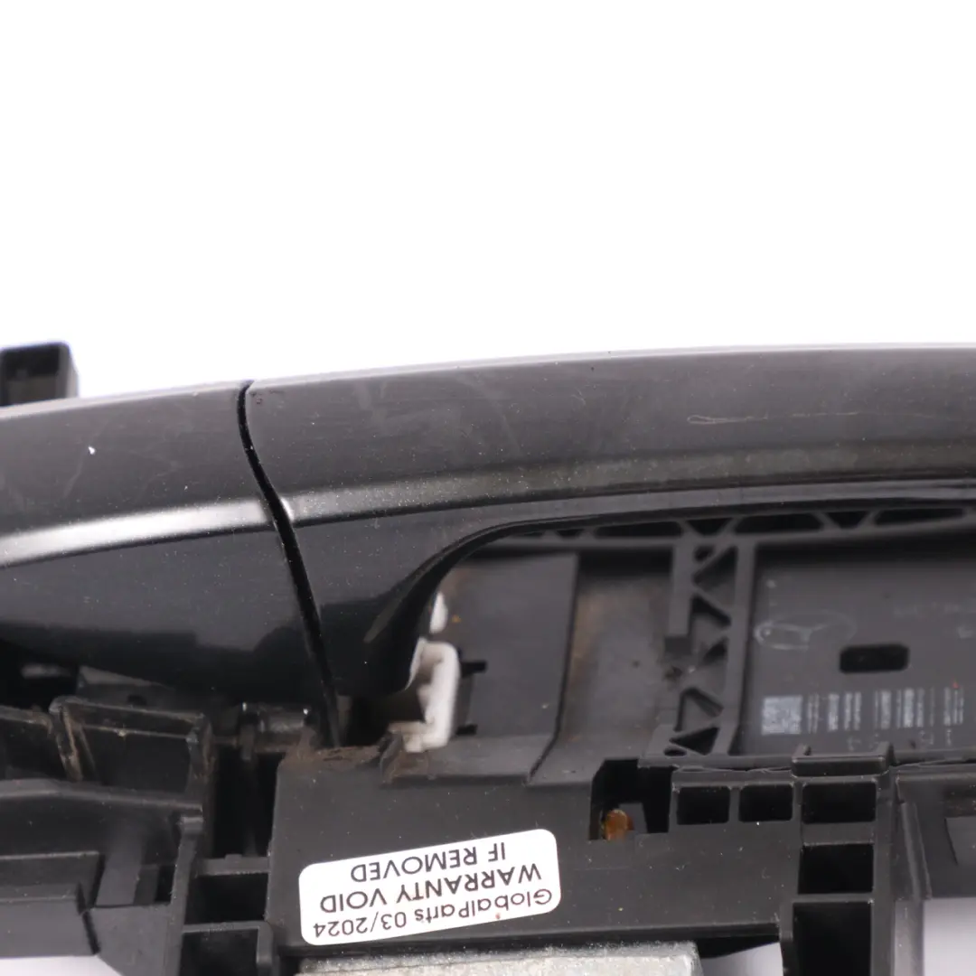 Mercedes W117 Klamka Drzwi Przednia Prawa Zewnętrzna Kosmos Black - 191 - SKU A2047602434-COS - Numer Części A2047602434