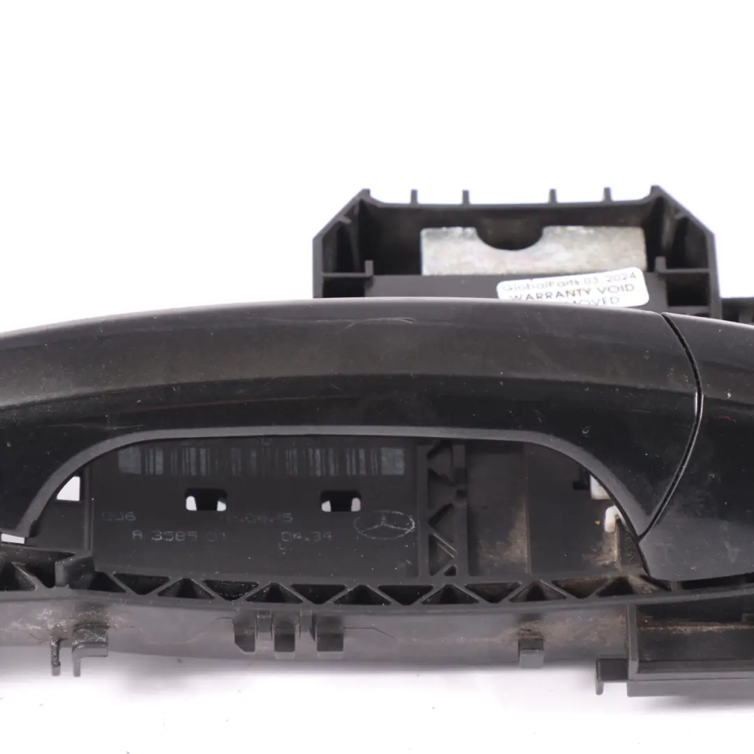 Mercedes W117 Klamka Drzwi Przednia Prawa Zewnętrzna Kosmos Black - 191 - SKU A2047602434-COS - Numer Części A2047602434