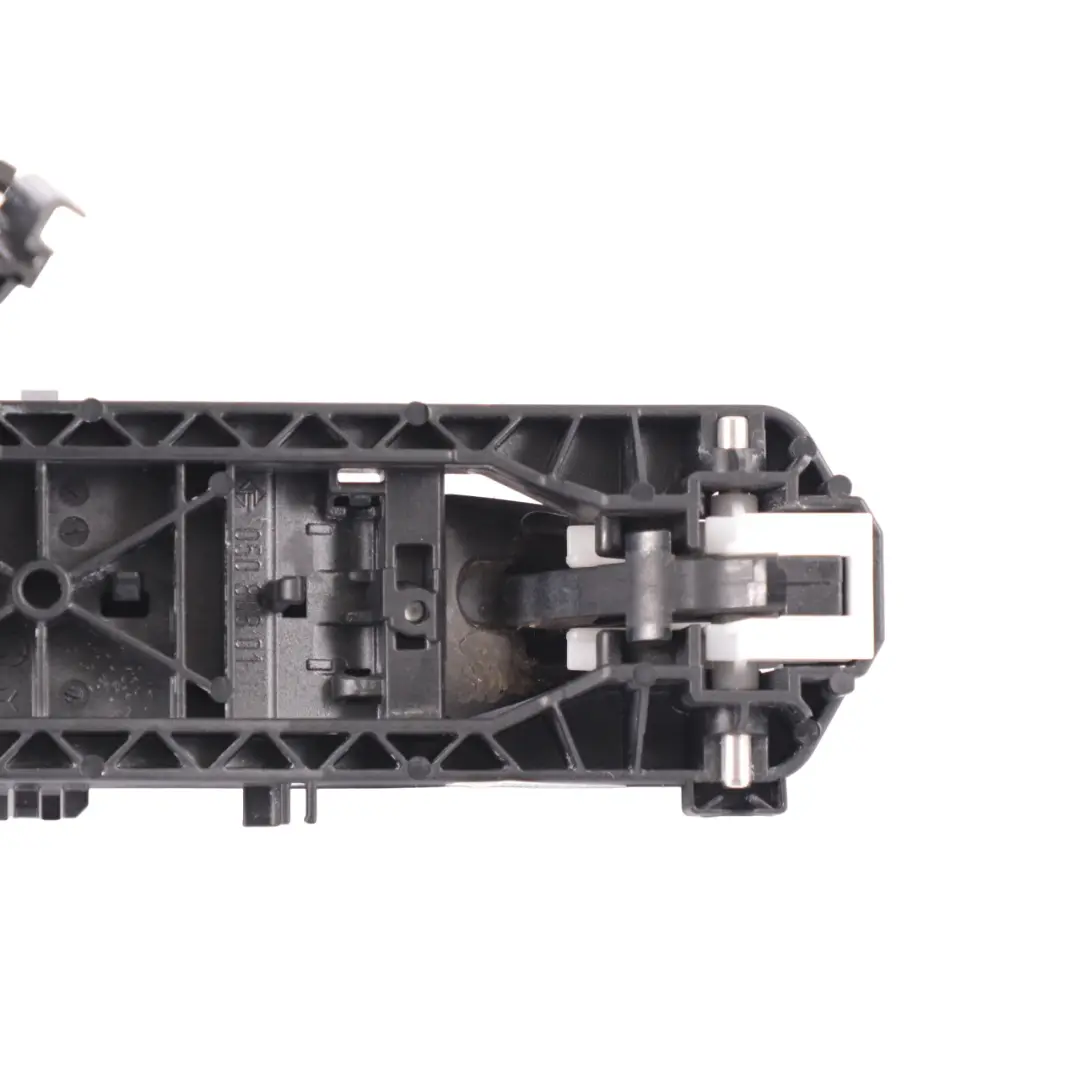 tirador puerta trasera derecha Negro Obsidiana metalizado - 197 para Mercedes W204 con número de pieza A2047602434 Mercedes W204 tirador puerta trasera derecha Negro Obsidiana metalizado - 197 - SKU A2047602434-OB2 - Número de pieza A2047602434