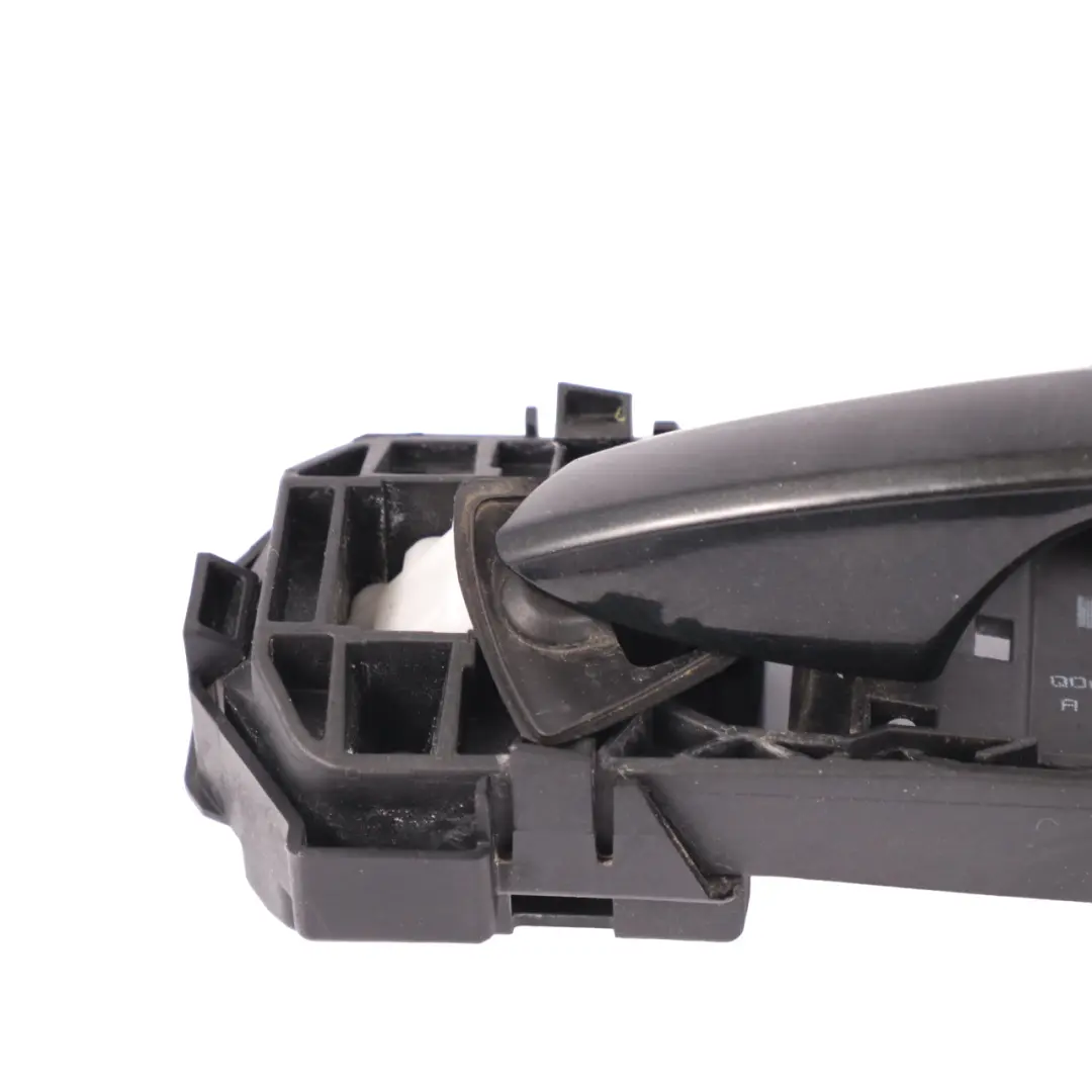 Mercedes W117 Poignée De Porte Extérieure Kosmos Noir-191 Avant Gauche - SKU A2047602534-KB - Numéro de pièce A2047602534