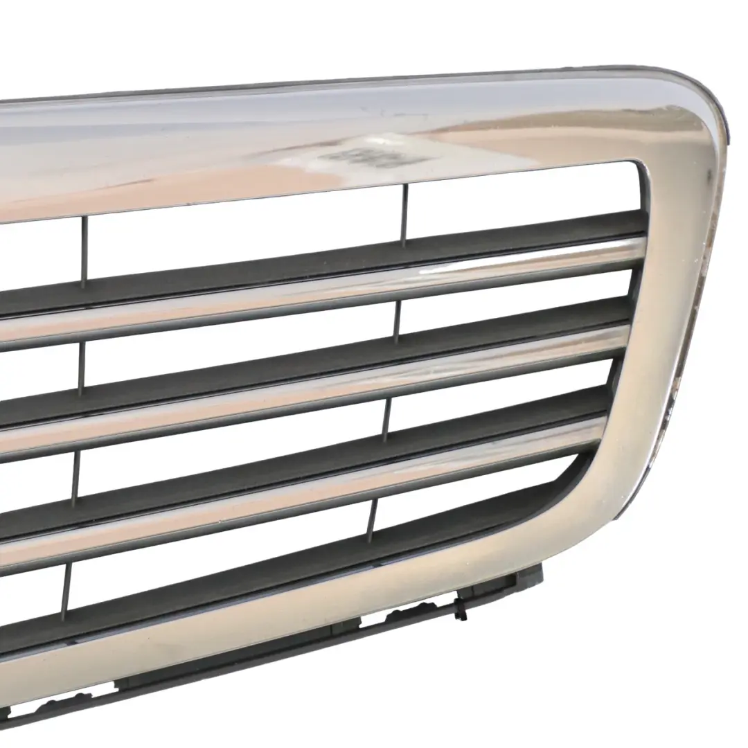 Bonnet Grille Avant Garniture de Radiateur Argent Chromé pour Mercedes W204 à propos du numéro de pièce A2048801283-1 Mercedes W204 Bonnet Grille Avant Garniture de Radiateur Argent Chromé - SKU A2048801283 - Numéro de pièce A2048801283-1