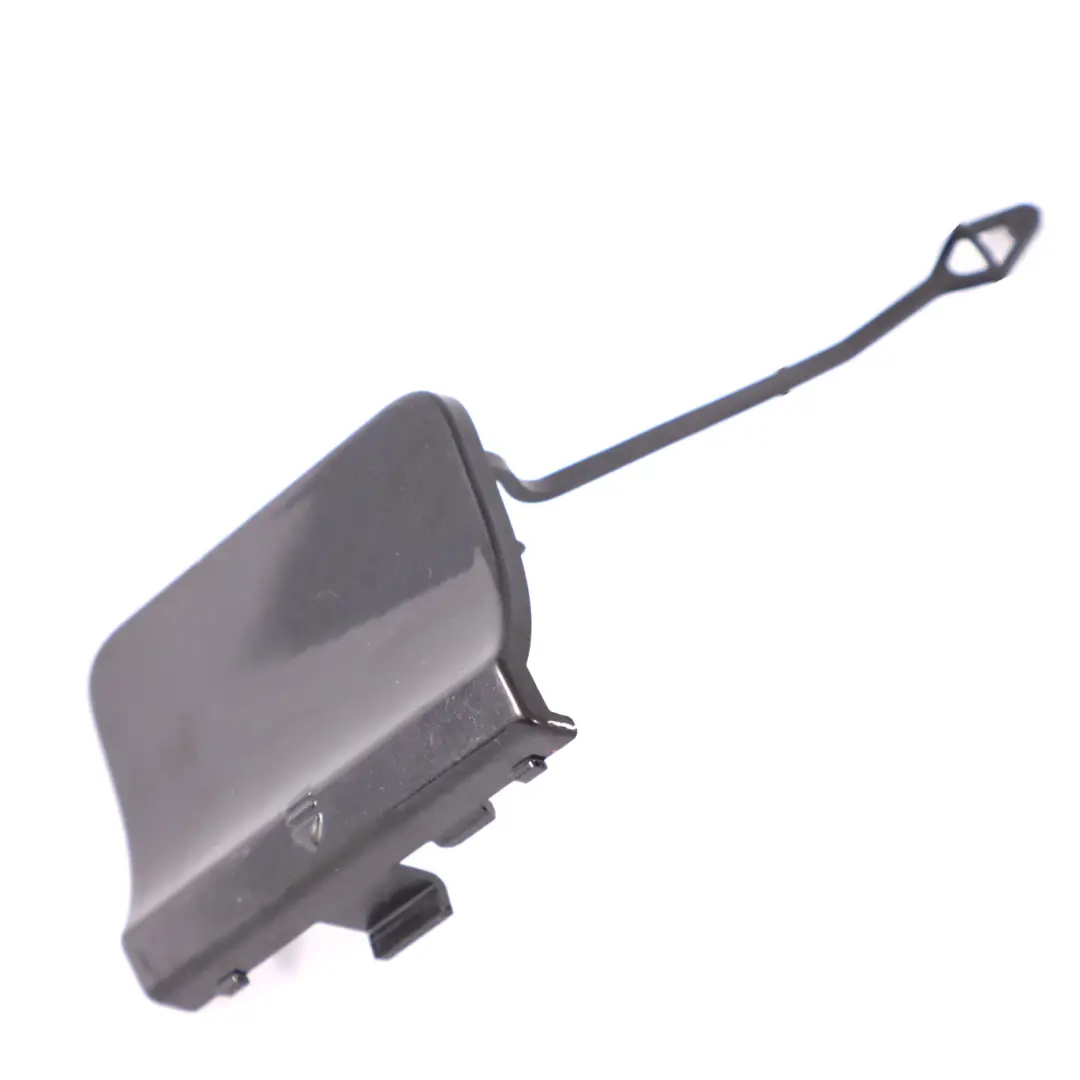 Tapa del gancho de remolque trasero Negro obsidiana - 197 para Mercedes W204 con número de pieza A2048855723 Mercedes W204 Tapa del gancho de remolque trasero Negro obsidiana - 197 - SKU A2048855723-OB - Número de pieza A2048855723