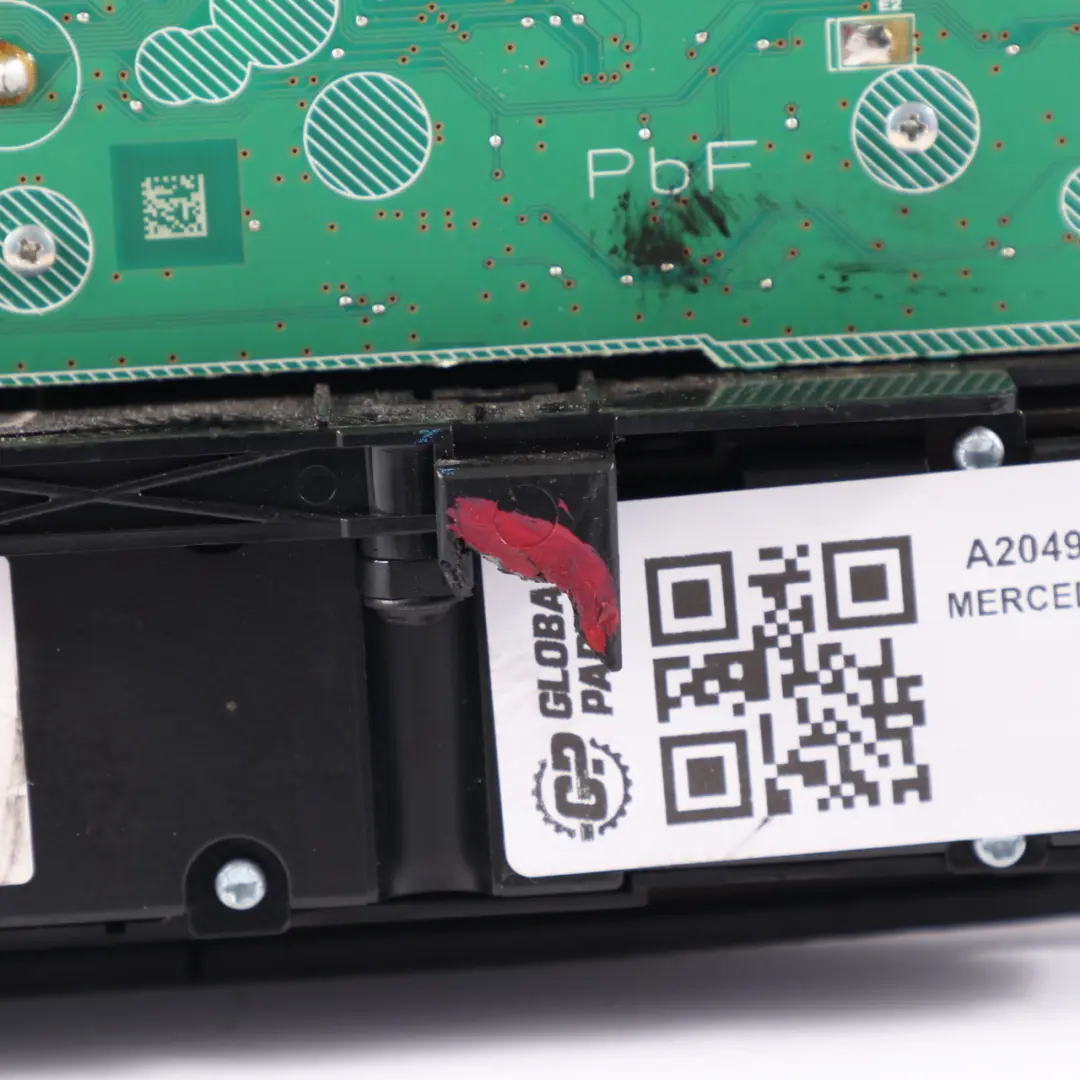  Panneau de contrôle Mercedes W204 Tableau bord Radio Sat Nav Bloc interrupteur - SKU A2049050302 - Numéro de pièce A2049050302
