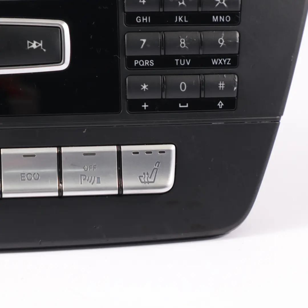  Panneau de contrôle Mercedes W204 Tableau bord Radio Sat Nav Bloc interrupteur - SKU A2049050302 - Numéro de pièce A2049050302