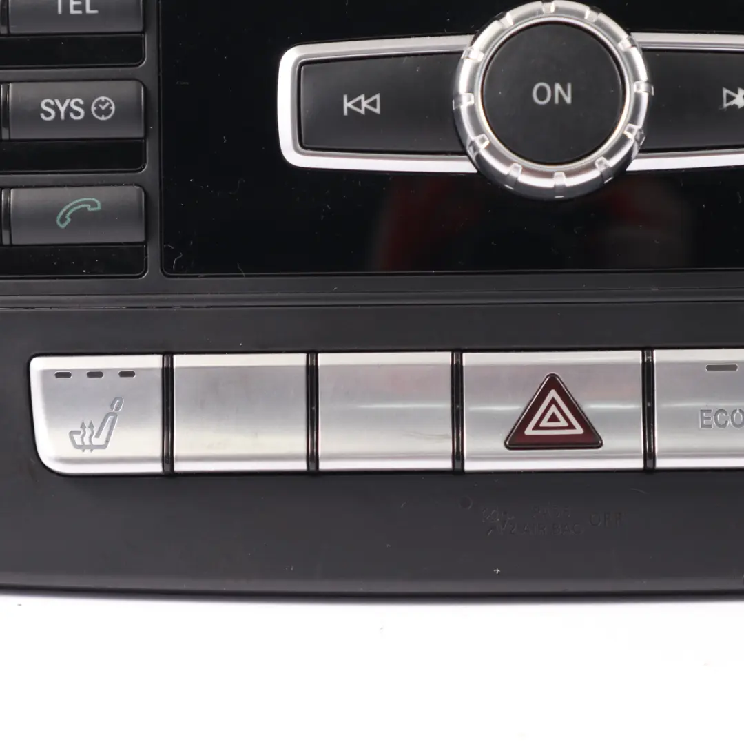  Panneau de contrôle Mercedes W204 Tableau bord Radio Sat Nav Bloc interrupteur - SKU A2049050302 - Numéro de pièce A2049050302