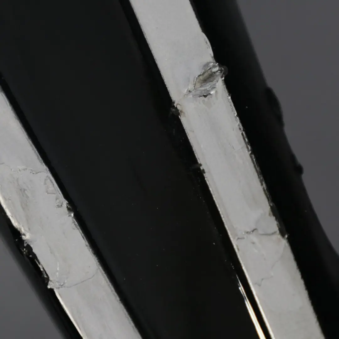 Felga Aluminiowa 18" 8,5J ET:49 do Mercedes W205 Black AMG o numerze A2054011200 Mercedes W205 Black AMG Felga Aluminiowa 18" 8,5J ET:49 - SKU A2054011200-5 - Numer Części A2054011200