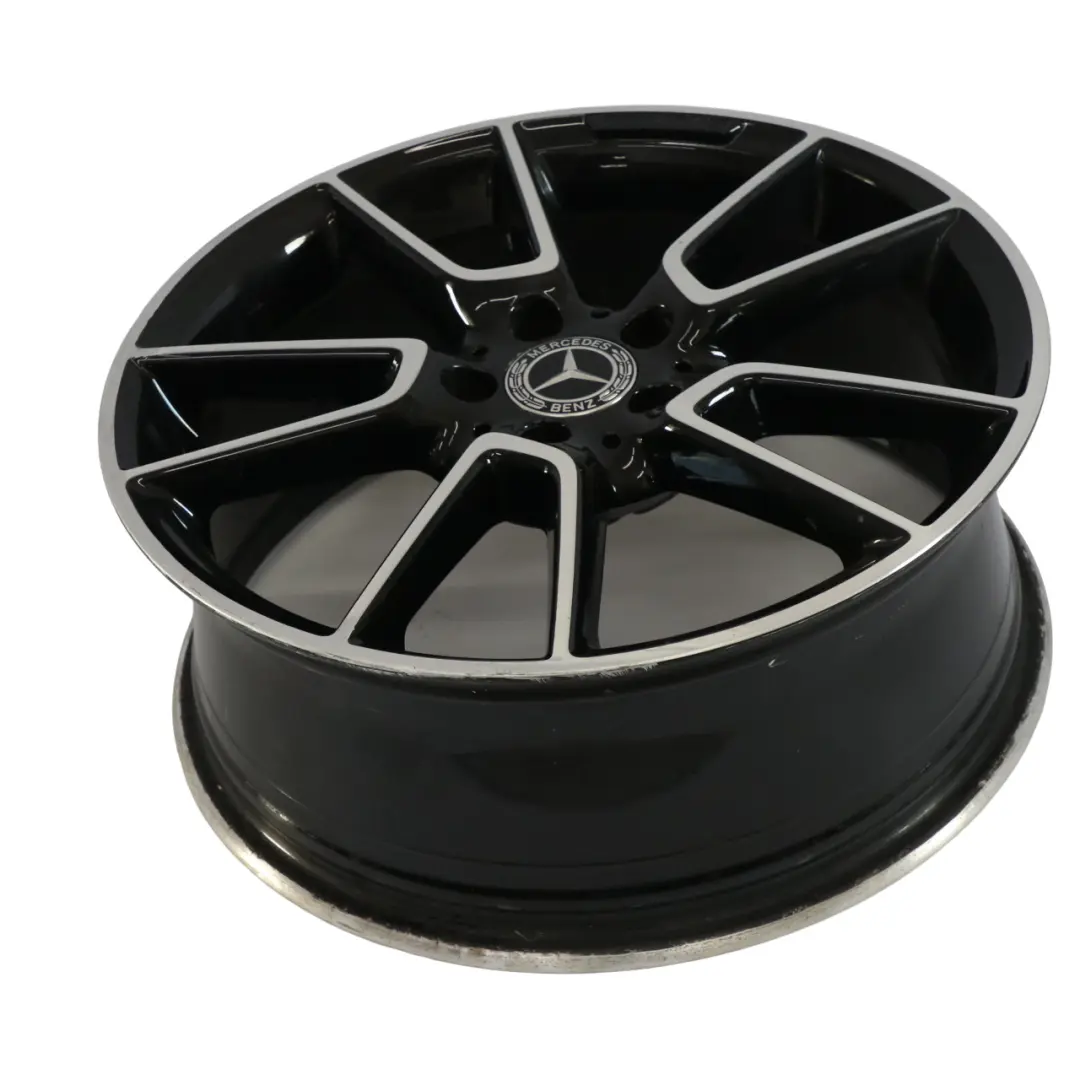 Leicht metall felge vorne 19" ET:44 7,5J für Mercedes W205 AMG mit Teilenummer A2054012200 Mercedes W205 AMG Leicht metall felge vorne 19" ET:44 7,5J - SKU A2054012200-1 - Teilenummer A2054012200