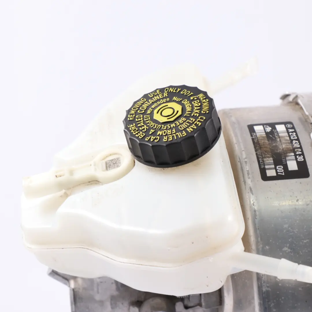 Servofreno Mercedes W205 C238 Booster Cilindro Maestro Módulo A2134300430 para con número de pieza A2054301400 Servofreno Mercedes W205 C238 Booster Cilindro Maestro Módulo A2134300430 - SKU A2054301400 - Número de pieza A2054301400
