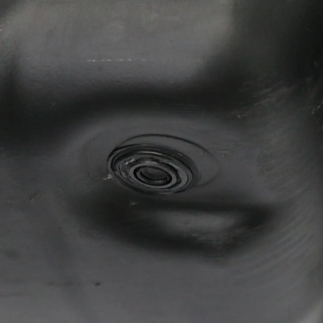 Serbatoio carburante benzina Serbatoio completo A2054705401 per Mercedes W205 con numero di parte A2054708500 Mercedes W205 Serbatoio carburante benzina Serbatoio completo A2054705401 - SKU A2054708500 - Numero di parte A2054708500