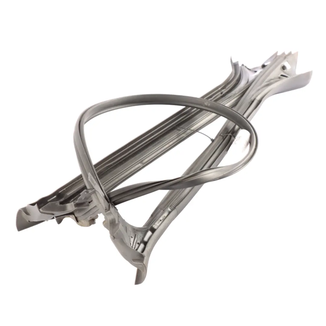 Parabrezza Guarnizione Vetro Gomma per Mercedes A205 con numero di parte A2056306701 Mercedes A205 Parabrezza Guarnizione Vetro Gomma - SKU A2056306701 - Numero di parte A2056306701