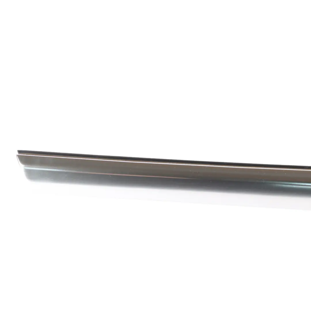Anteriore Sinistro Vetro Guarnizione Guida Finestra per Mercedes A205 con numero di parte A2056730365 Mercedes A205 Anteriore Sinistro Vetro Guarnizione Guida Finestra - SKU A2056730365 - Numero di parte A2056730365
