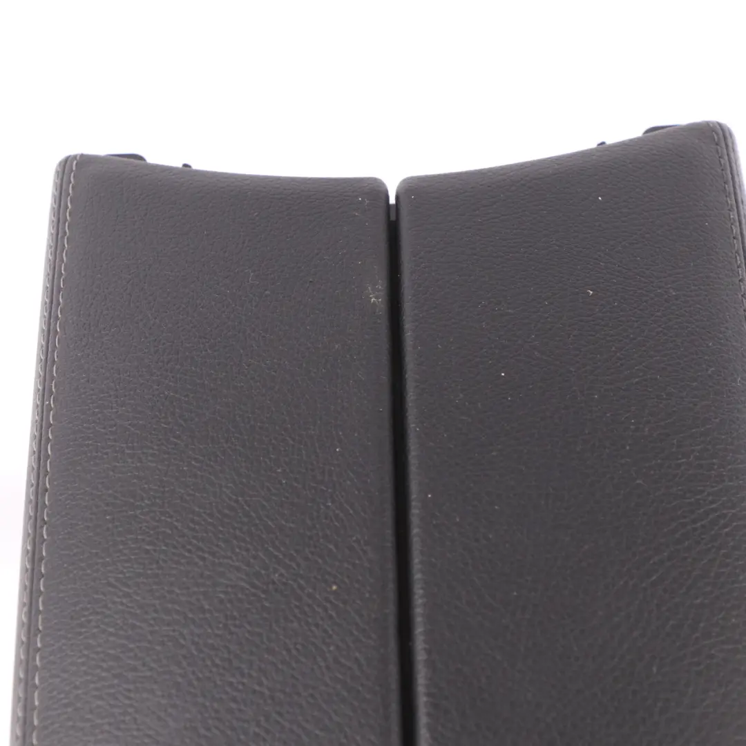 Compartiment de rangement Mercedes A205 Console centrale garniture pour à propos du numéro de pièce A2056800896 Compartiment de rangement Mercedes A205 Console centrale garniture - SKU A2056800896 - Numéro de pièce A2056800896