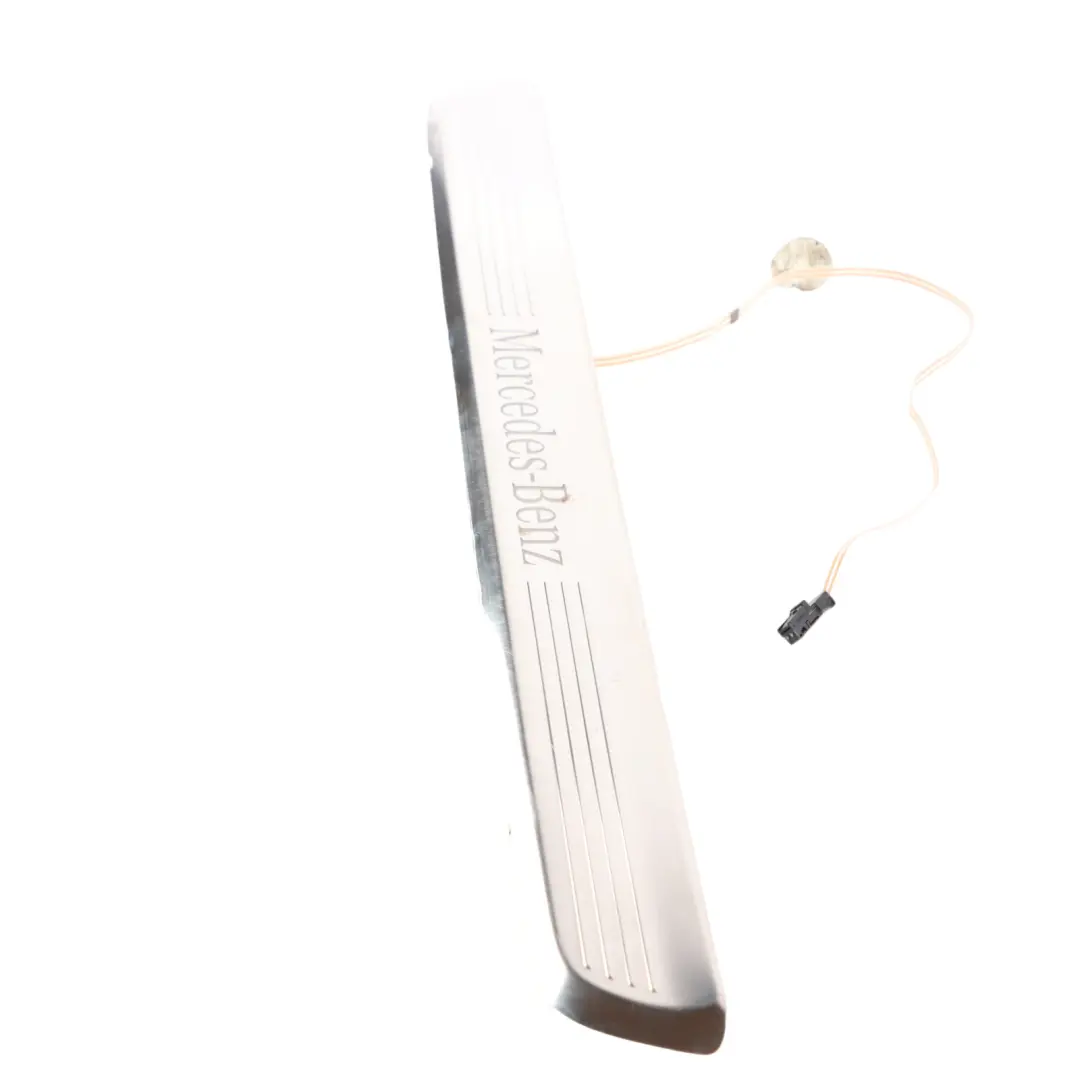 Mercedes A205 Striscia LED Davanzale Posteriore Copertura - SKU A2056801535 - Numero di parte A2056801535