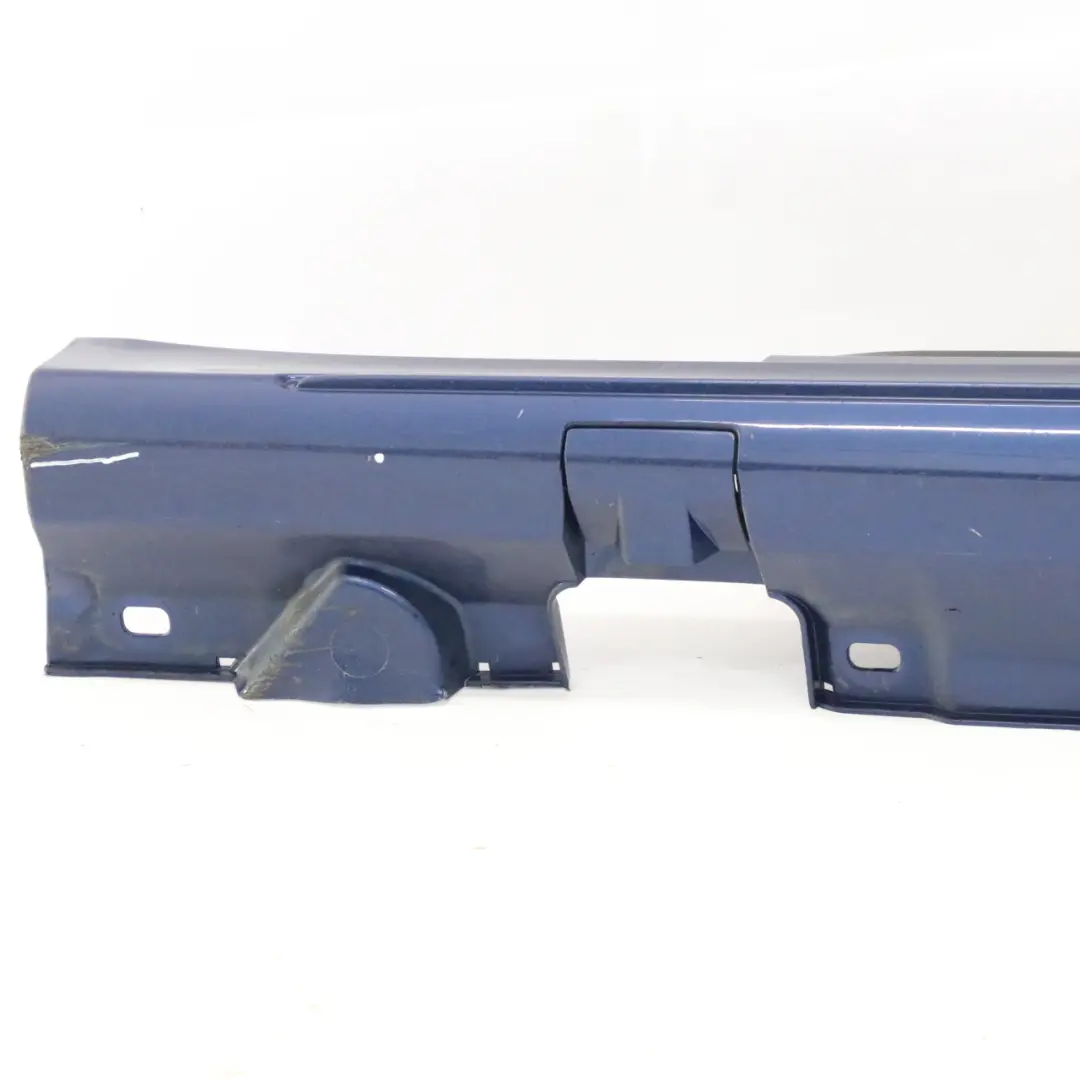 Couvercle de seuil latéral Gauche AMG Brilliant Blue Metallic 896 pour Mercedes A205 à propos du numéro de pièce A2056980500 Mercedes A205 Couvercle de seuil latéral Gauche AMG Brilliant Blue Metallic 896 - SKU A2056980500-BRB - Numéro de pièce A2056980500