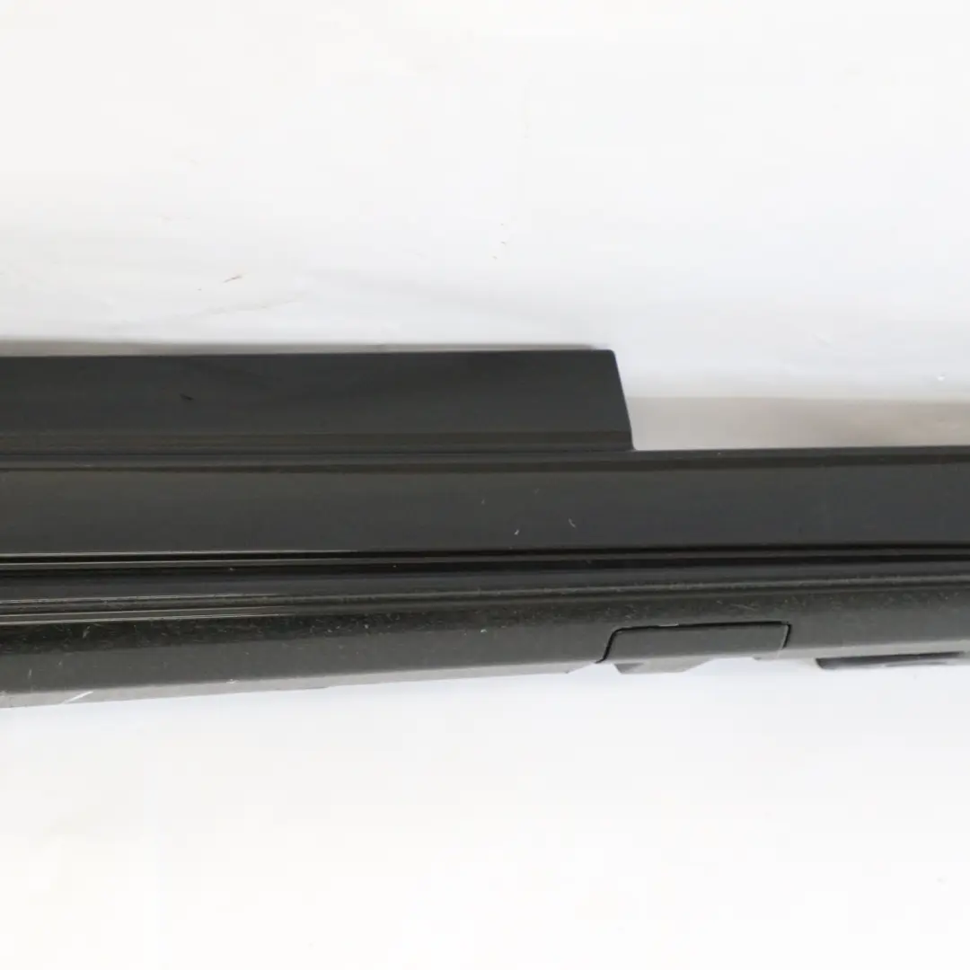 Mercedes A205 Minigonna laterale destra AMG Obsidian Black Metallic - 197 - SKU A2056980600-OB - Numero di parte A2056980600
