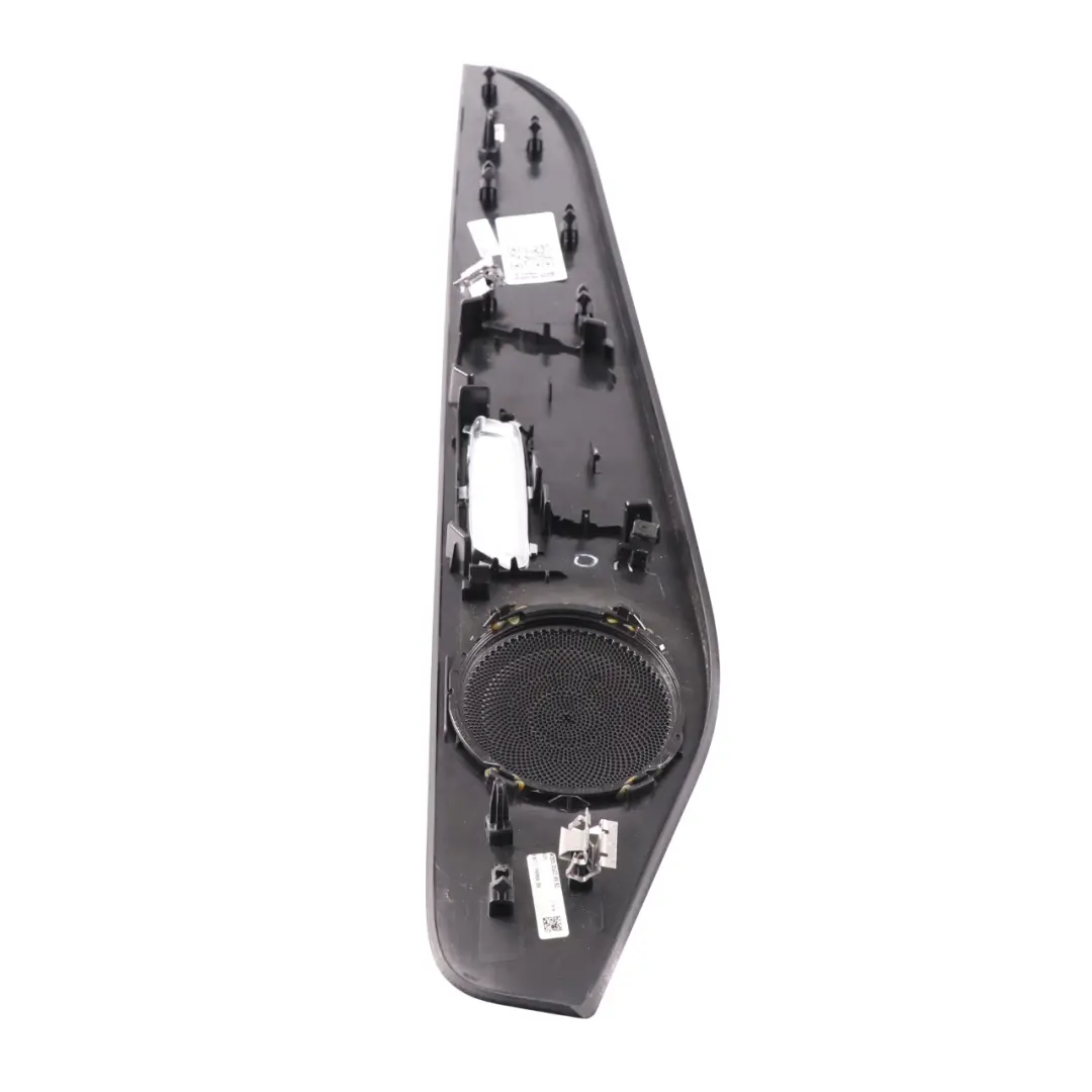 Garniture Porte Avant Gauche Noire pour Mercedes GLC X253 à propos du numéro de pièce A2057200522 Mercedes GLC X253 Garniture Porte Avant Gauche Noire - SKU A2057200522 - Numéro de pièce A2057200522