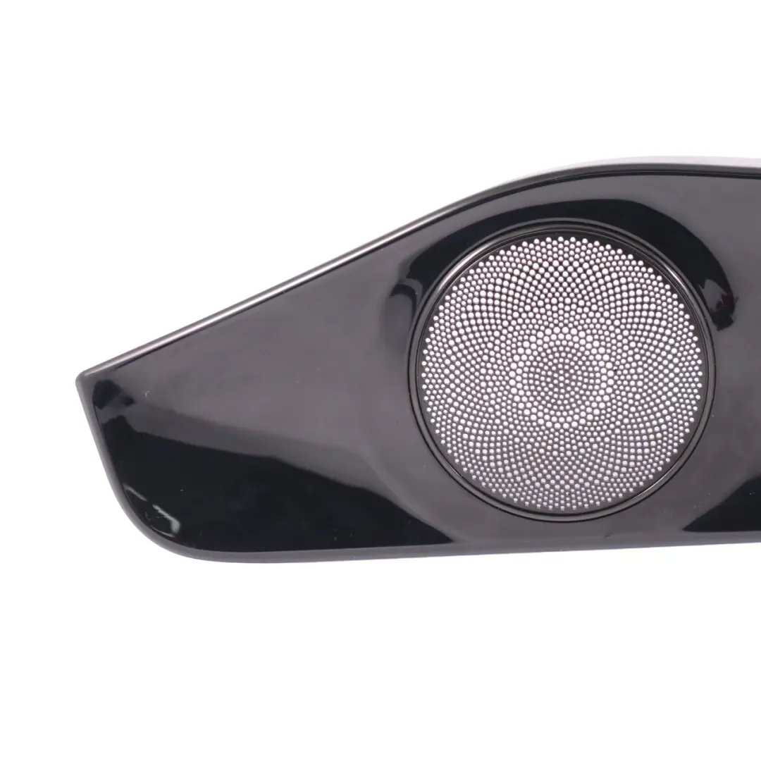 Rivestimento Portiera Anteriore Sinistra Nero per Mercedes GLC X253 con numero di parte A2057200522 Mercedes GLC X253 Rivestimento Portiera Anteriore Sinistra Nero - SKU A2057200522 - Numero di parte A2057200522