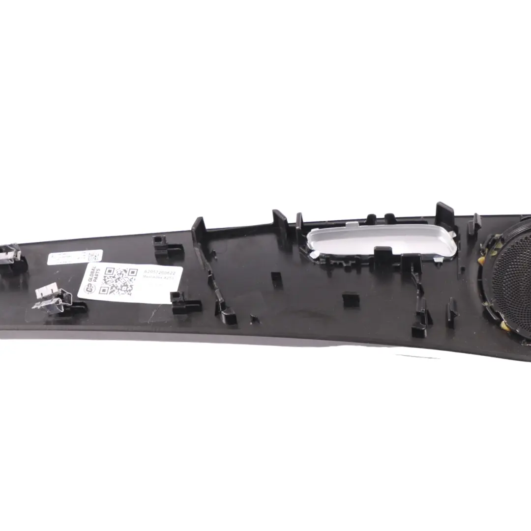  Embellecedor puerta Mercedes X253 Puerta delantera derecha Interior Strip Negro - SKU A2057200622 - Número de pieza A2057200622