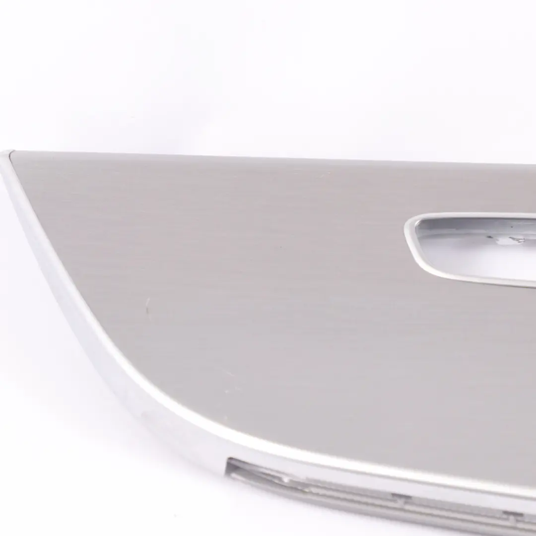 Mercedes C205 Enveloppe haut-parleur Garniture porte avant gauche - SKU A2057207128 - Numéro de pièce A2057207128