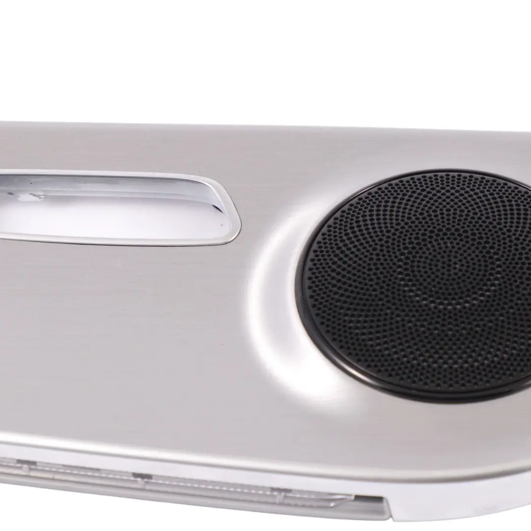 Mercedes C205 Altavoz Tapa Tarjeta Puerta Delantero Izquierdo Panel - SKU A2057207128 - Número de pieza A2057207128