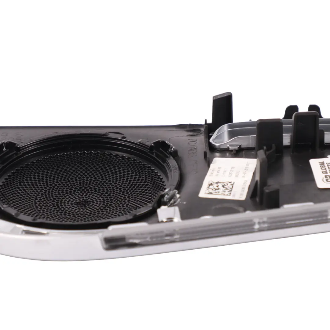 Copri altoparlante Scheda Porta Anteriore Sinistra per Mercedes C205 con numero di parte A2057207128 Mercedes C205 Copri altoparlante Scheda Porta Anteriore Sinistra - SKU A2057207128 - Numero di parte A2057207128