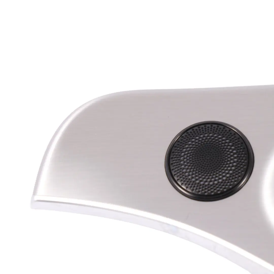 Copri altoparlante Trim Scheda Porta Anteriore Destra per Mercedes C205 con numero di parte A2057208228 Mercedes C205 Copri altoparlante Trim Scheda Porta Anteriore Destra - SKU A2057208228 - Numero di parte A2057208228