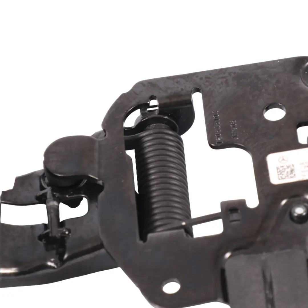 Tapa Plegable Bisagra Izquierda para Mercedes A205 Convertible con número de pieza A2057500121 Mercedes A205 Convertible Tapa Plegable Bisagra Izquierda - SKU A2057500121 - Número de pieza A2057500121