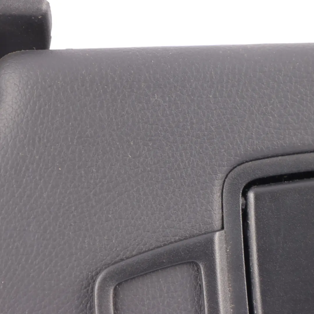 Sonnenblende Mercedes C205 C238 Coupe Spiegel Rechts Schwarz für mit Teilenummer A2058108404 Sonnenblende Mercedes C205 C238 Coupe Spiegel Rechts Schwarz - SKU A2058108404 - Teilenummer A2058108404