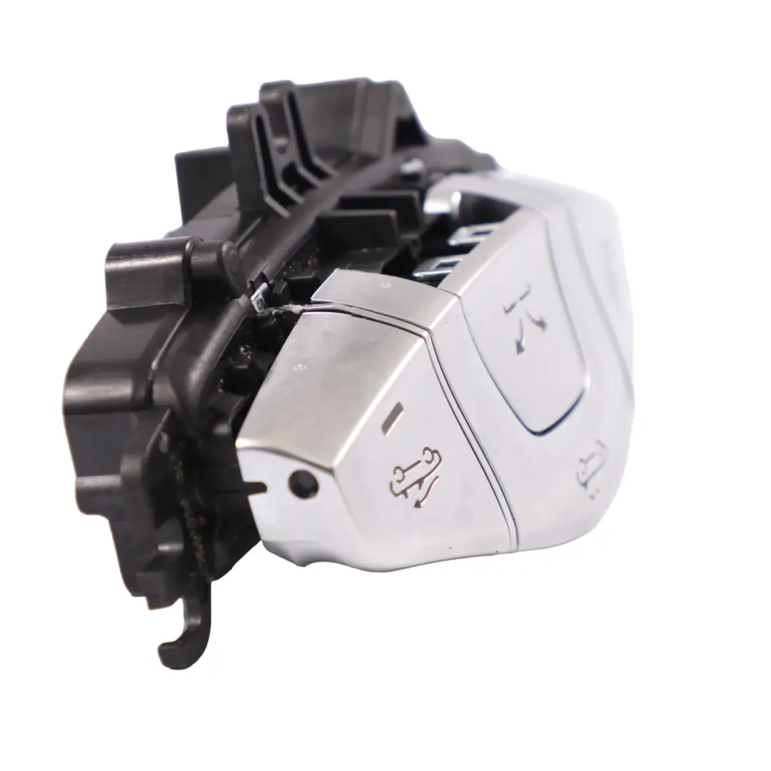 interrupteur de commande de toit pliant pour Mercedes A205 Cabriolet à propos du numéro de pièce A2058203302 Mercedes A205 Cabriolet interrupteur de commande de toit pliant - SKU A2058203302 - Numéro de pièce A2058203302