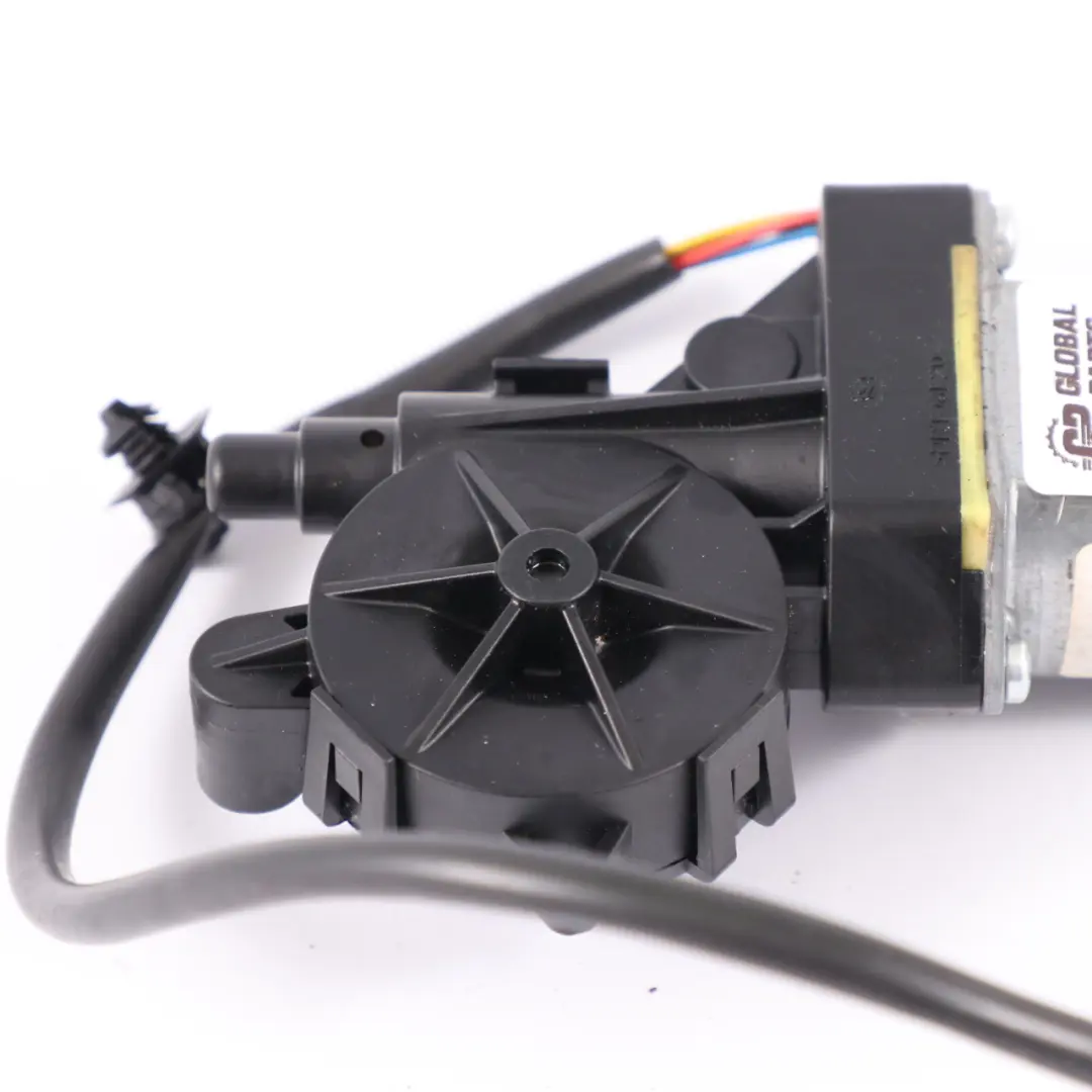 Feeder Motor Mercedes A205 Front Seat Belt Left N/S Sender Motor to with Part number A2058600182 Feeder Motor Mercedes A205 Front Seat Belt Left N/S Sender Motor - SKU A2058600182 - Part number A2058600182