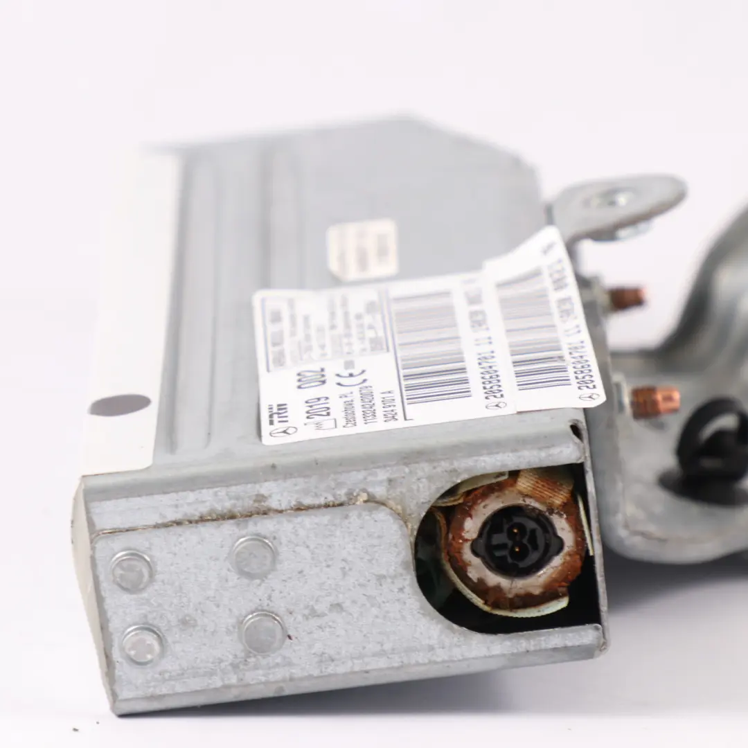 Module Mercedes A205 A238 Rear Left N/S Side Air Unit to Air with Part number A2058604701 Air Module Mercedes A205 A238 Rear Left N/S Side Air Unit - SKU A2058604701 - Part number A2058604701