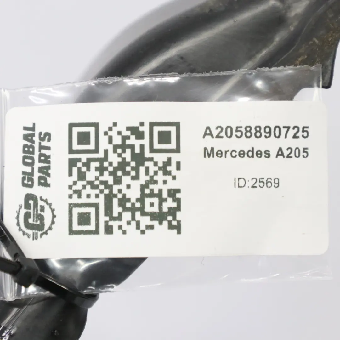 Osłona Błotnika Przednia Lewa Osłona Szczeliny do Mercedes A205 o numerze A2058890725 Mercedes A205 Osłona Błotnika Przednia Lewa Osłona Szczeliny - SKU A2058890725 - Numer Części A2058890725