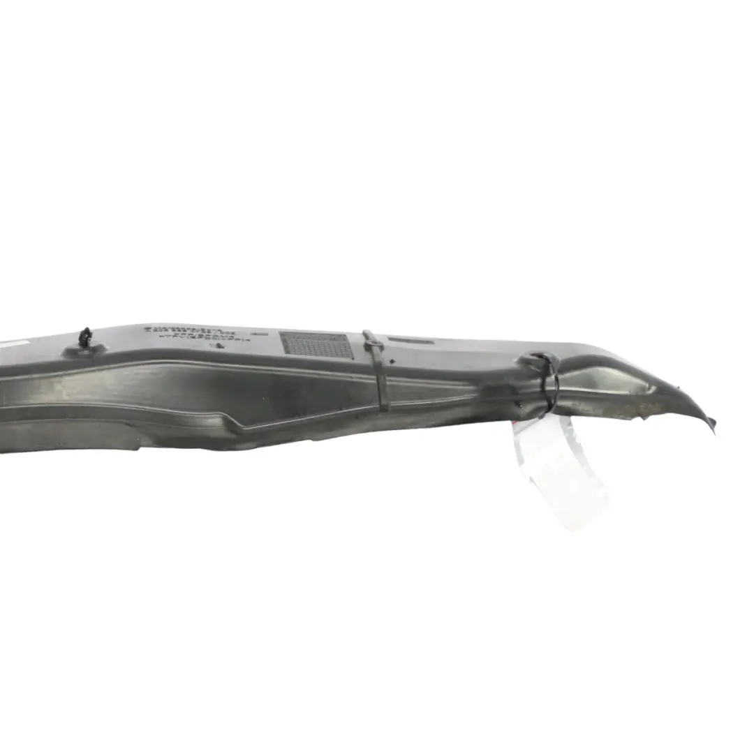 Osłona Błotnika Przednia Lewa Osłona Szczeliny do Mercedes A205 o numerze A2058890725 Mercedes A205 Osłona Błotnika Przednia Lewa Osłona Szczeliny - SKU A2058890725 - Numer Części A2058890725