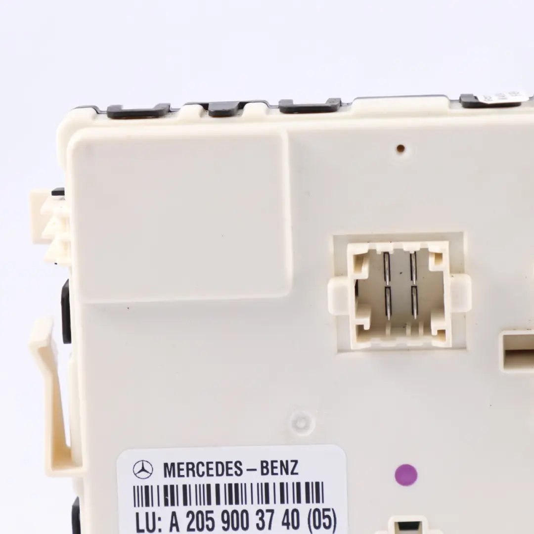 Komfort Steuergerät Modul für Mercedes A205 Cabrio mit Teilenummer A2059003740 Mercedes A205 Cabrio Komfort Steuergerät Modul - SKU A2059003740 - Teilenummer A2059003740