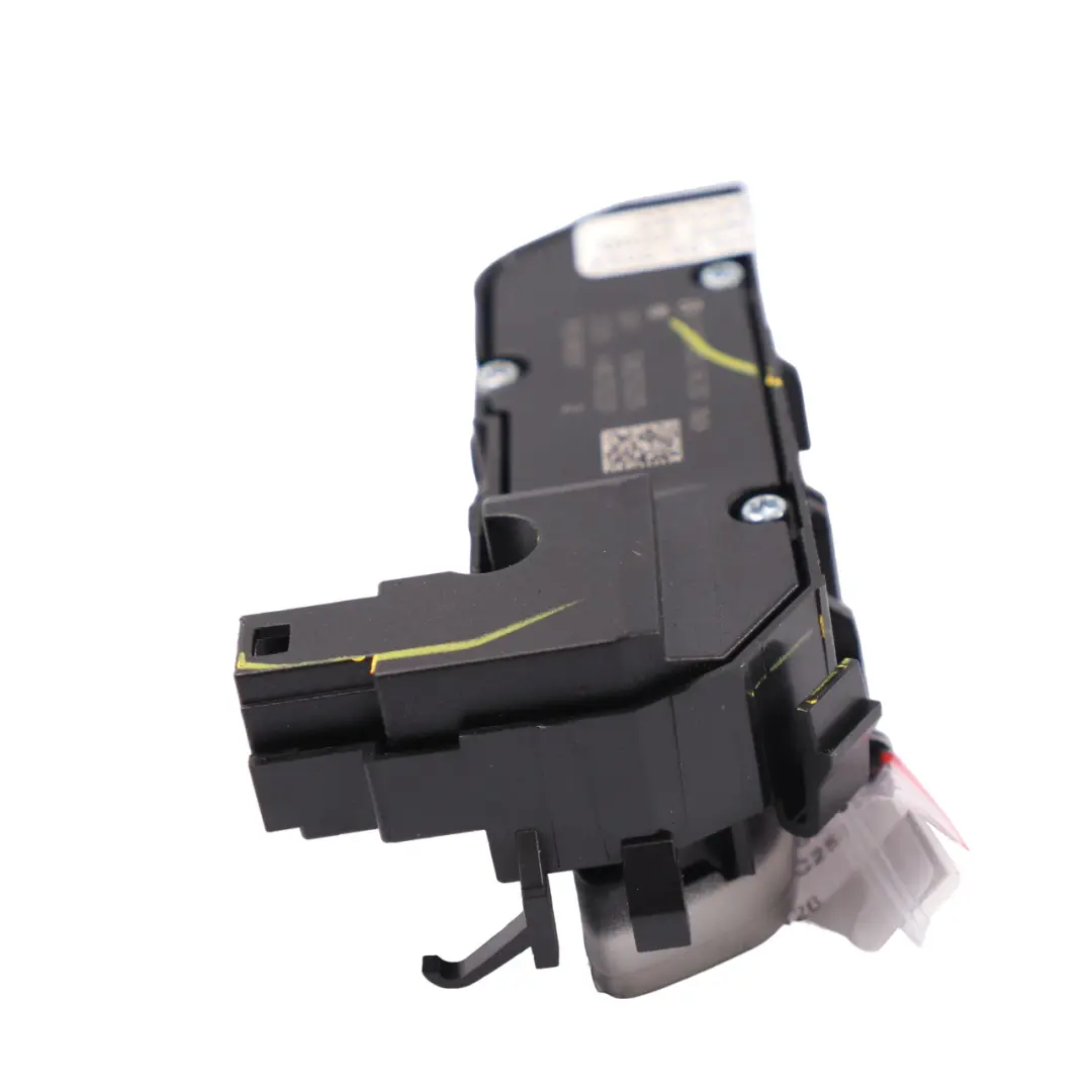 Interruttore termico sedile interno anteriore destro per Mercedes C205 C253 con numero di parte A2059053620 Mercedes C205 C253 Interruttore termico sedile interno anteriore destro - SKU A2059053620 - Numero di parte A2059053620