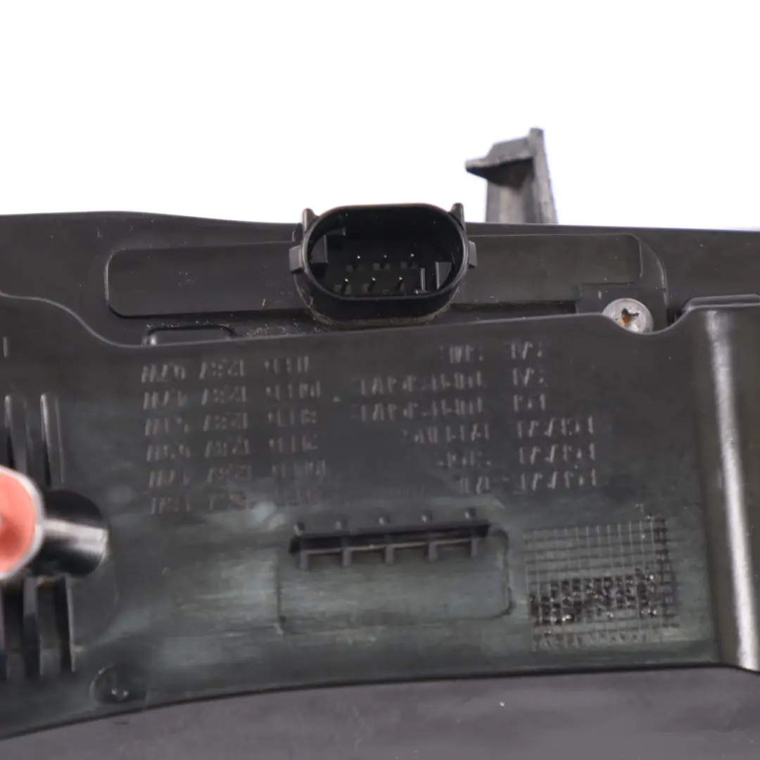 Mercedes C205 Luz Trasera Derecha Panel Lateral Luz Trasera - SKU A2059063205 - Número de pieza A2059063205