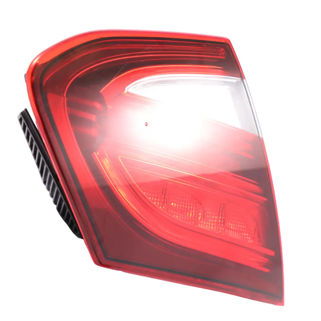 Mercedes C205 Feu arrière de coffre de hayon intérieur gauche - SKU A2059063705 - Numéro de pièce A2059063705