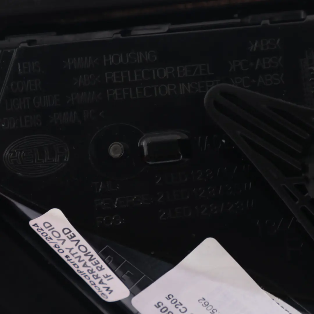 Luz Trasera Maletero Portón Trasero Luz Derecha para Mercedes C205 con número de pieza A2059063805 Mercedes C205 Luz Trasera Maletero Portón Trasero Luz Derecha - SKU A2059063805 - Número de pieza A2059063805