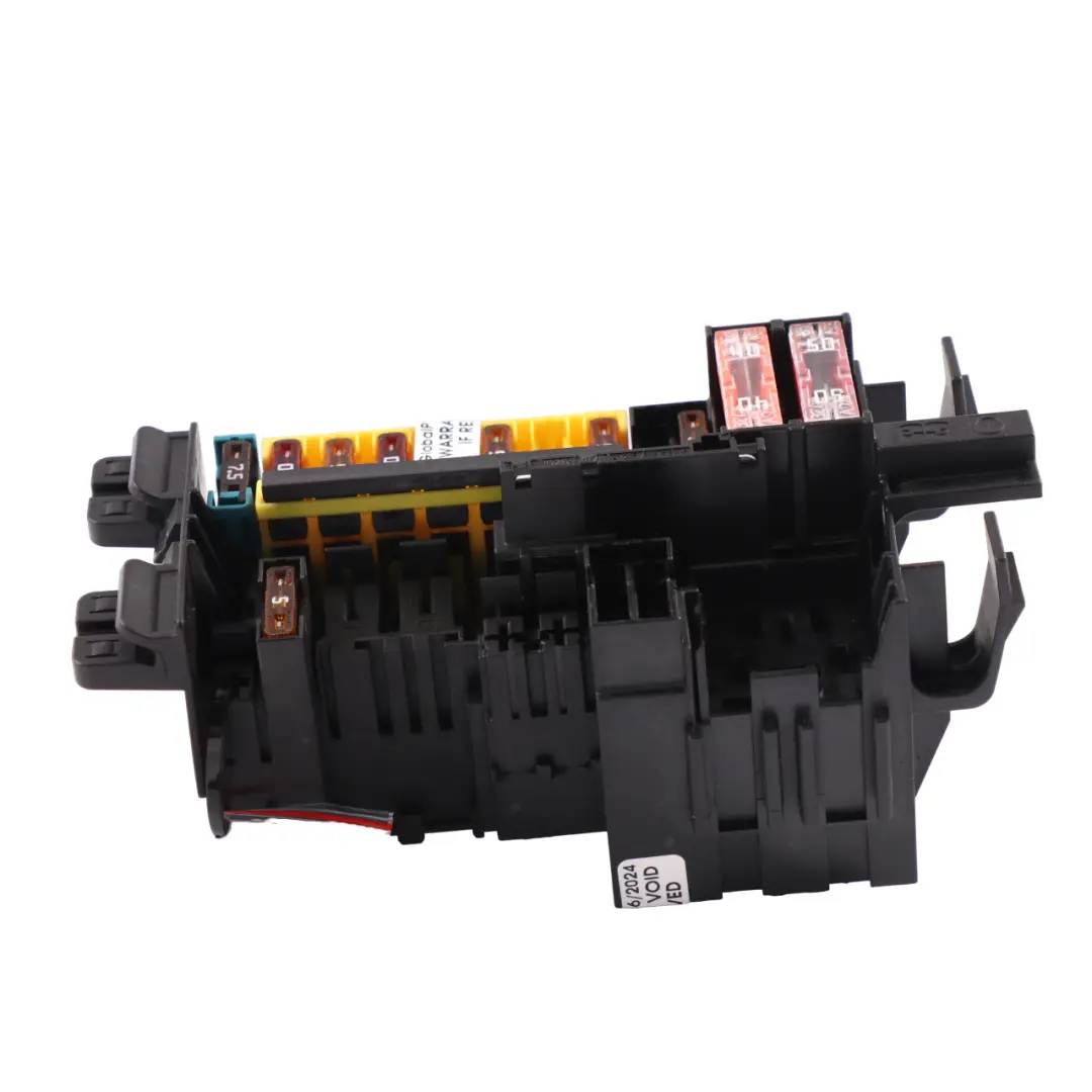Fuse Box Front Relay Control Unit Module to Mercedes W205 W213 C253 with Part number A2059065806 Mercedes W205 W213 C253 Fuse Box Front Relay Control Unit Module - SKU A2059065806 - Part number A2059065806
