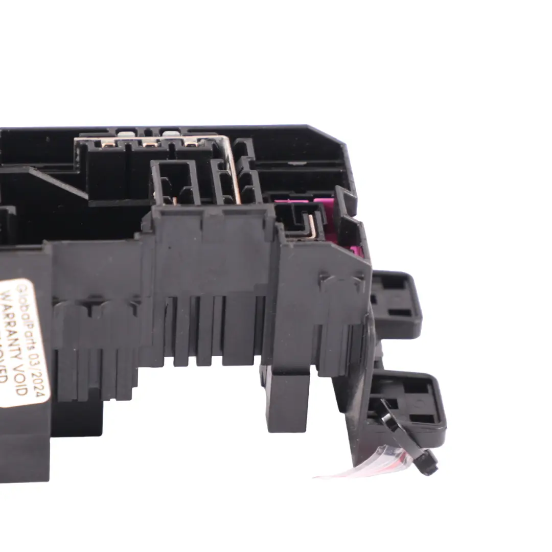 Mercedes W205 S205 W213 Fuse Box Front Relay Control Unit Module - SKU A2059067200-1 - Part number A2059067200