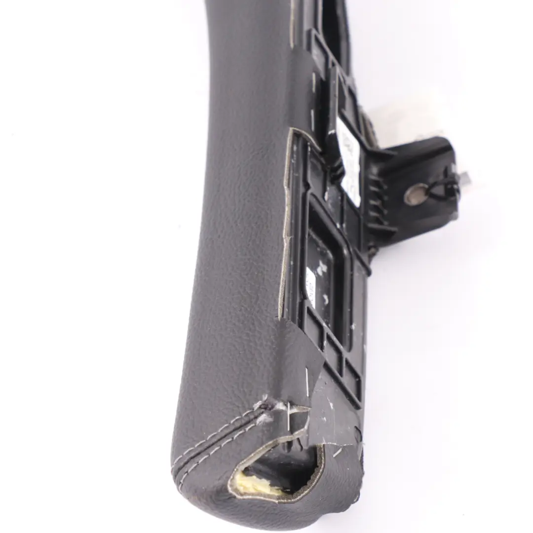Garniture de siège avant gauche couvre de tête imitation cuir noir Mercedes A205 - SKU A2059203702 - Numéro de pièce A2059203702