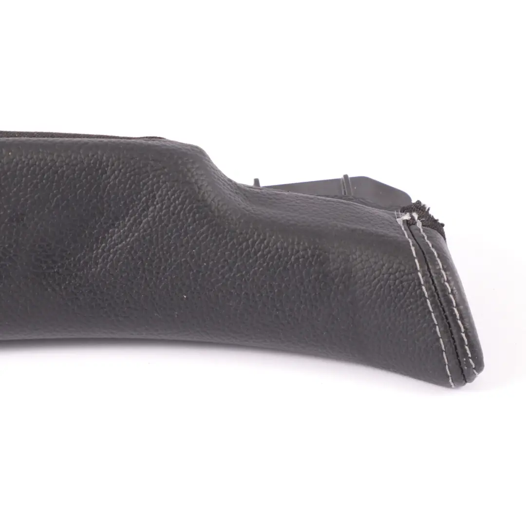 Garniture de siège avant gauche couvre de tête imitation cuir noir Mercedes A205 - SKU A2059203702 - Numéro de pièce A2059203702