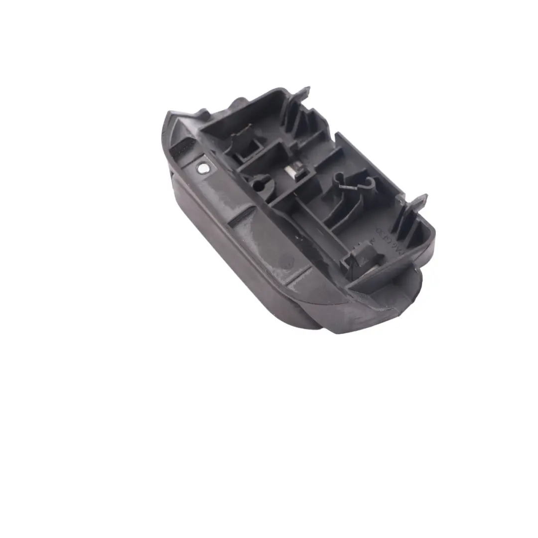 Mercedes W177 W205 W213 Poignée déverrouillage Siège arrière droit - SKU A2059205000-2 - Numéro de pièce A2059205000
