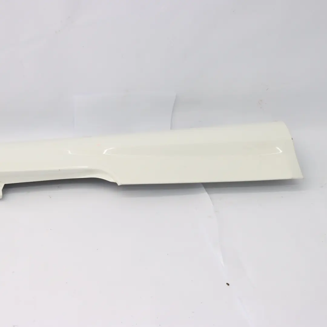 Mercedes A207 Cabrio Faldón lateral Tapa umbral puerta Derecha Polar White - 149 - SKU A2076981054-POL - Número de pieza A2076981054